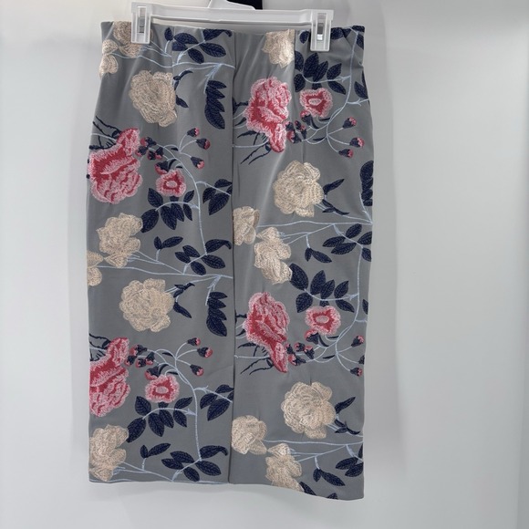 Eci NY Blue Embroidered Floral Pencil Skirt Women's Medium Romantic Academia - Picture 3 of 9